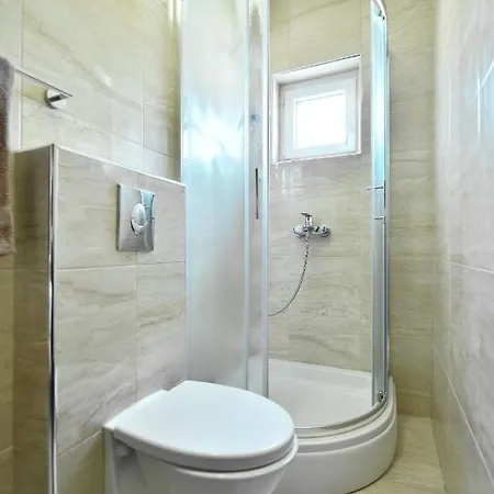 Luxury Stobrec 아파트 *