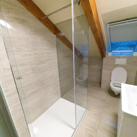 Luxury Stobrec 아파트 *