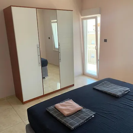 Luxury Stobrec 아파트 *